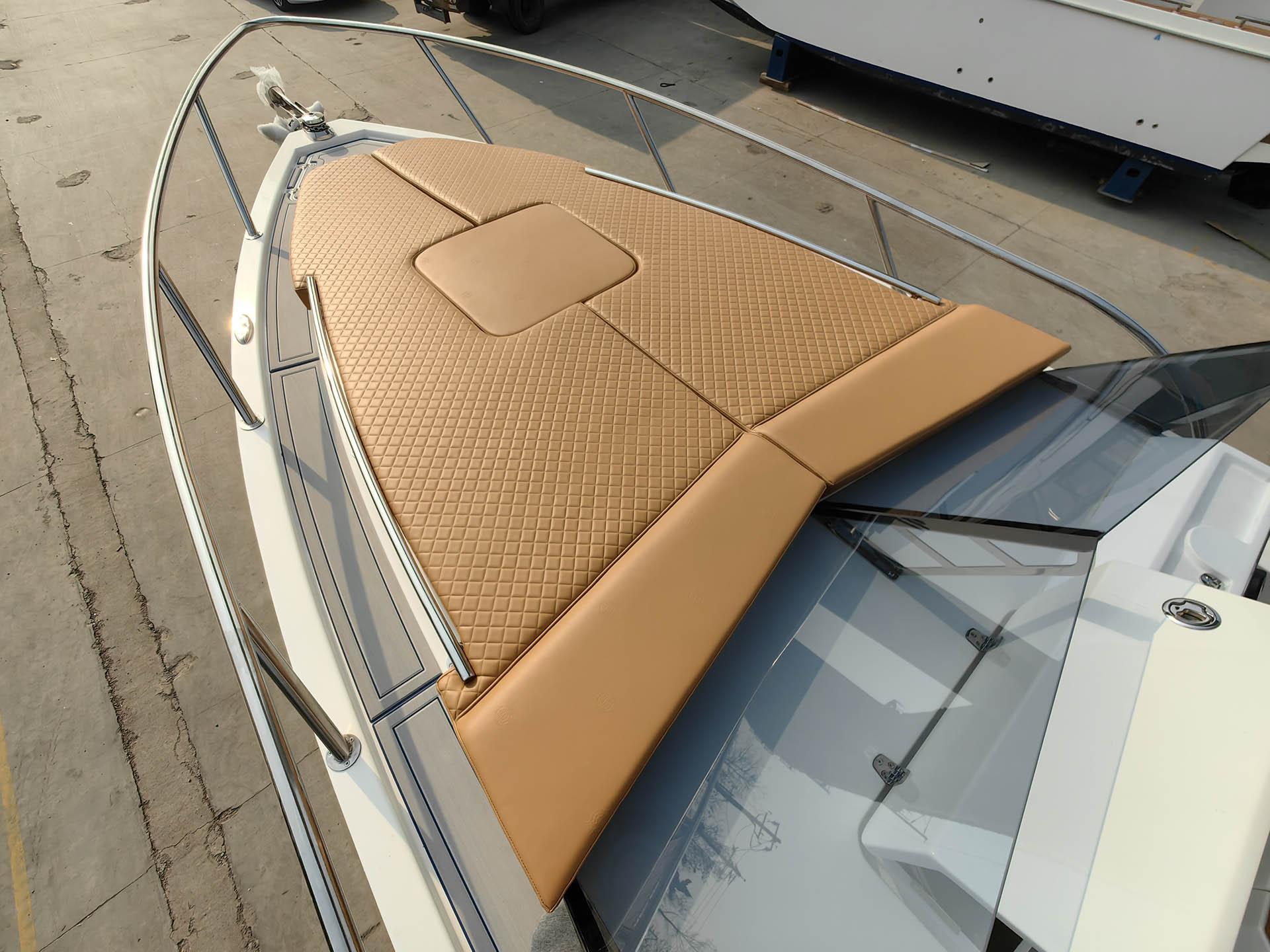 Galaxy Boat ZF CC Montenegro ()